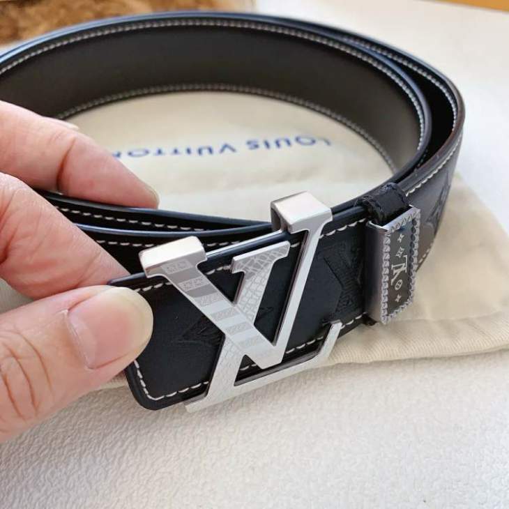 Picture of Louis Vuitton Belts _SKUfw190200129fw
